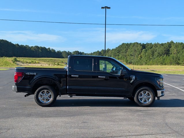 Certified 2025 Ford F150 XLT w/ Equipment Group 301A Standard AWD/4WD image 10