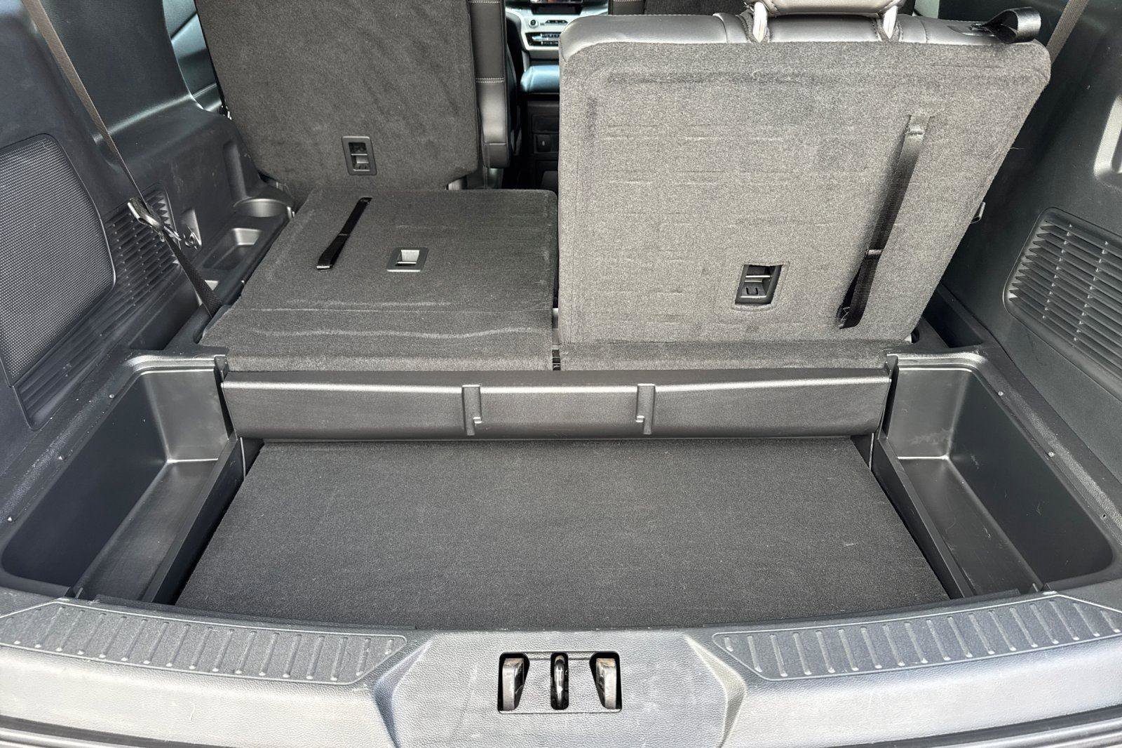 Certified 2023 Ford Explorer XLT w/ Equipment Group 202A image 14