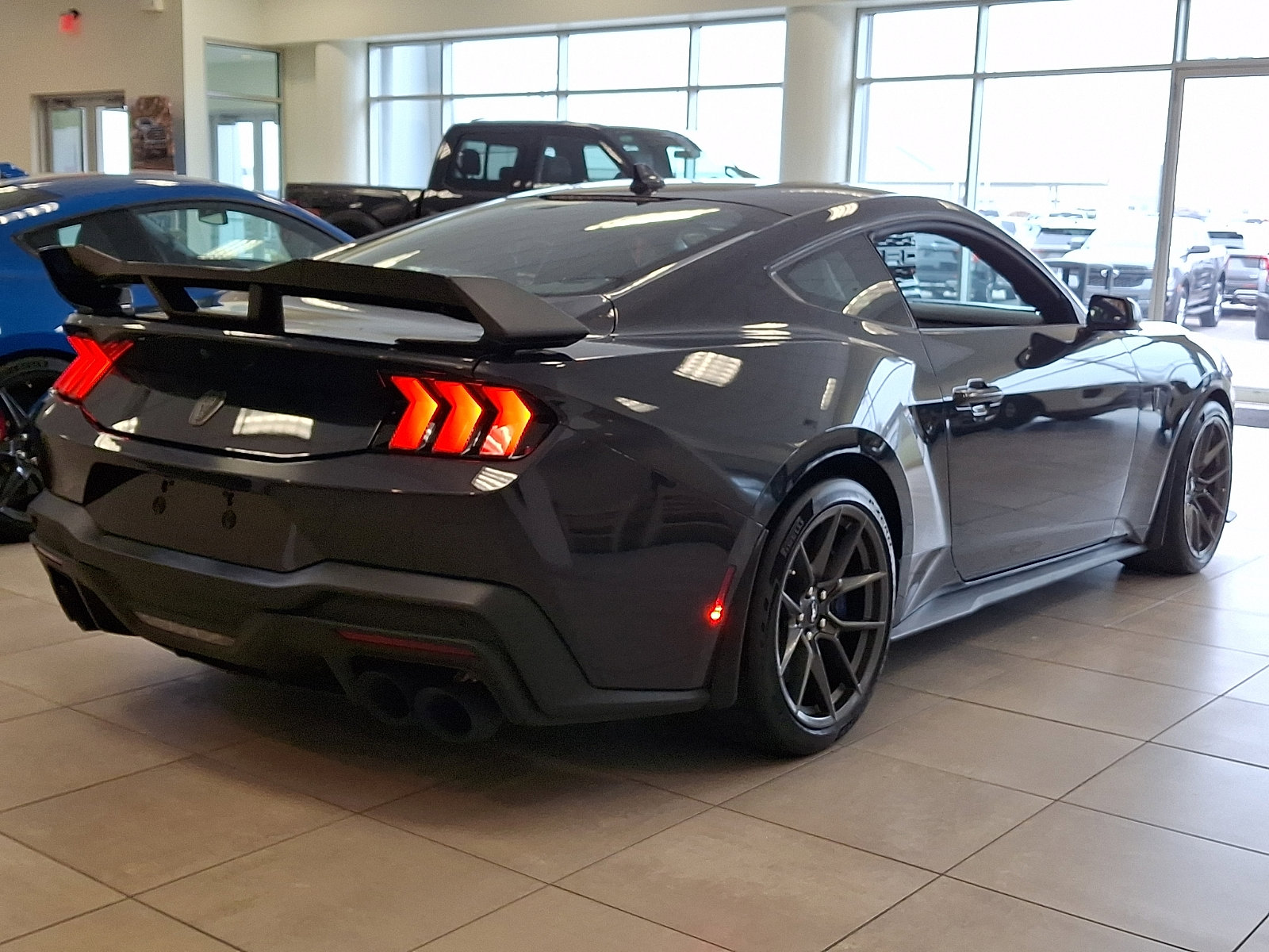 Certified 2025 Ford Mustang Dark Horse w/ Dark Horse Handlin Package image 6