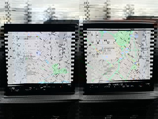 Certified 2025 Ford Explorer Platinum image 19