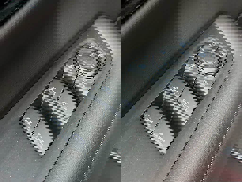 Used 2025 Chevrolet Tahoe LT w/ Comfort Package image 29