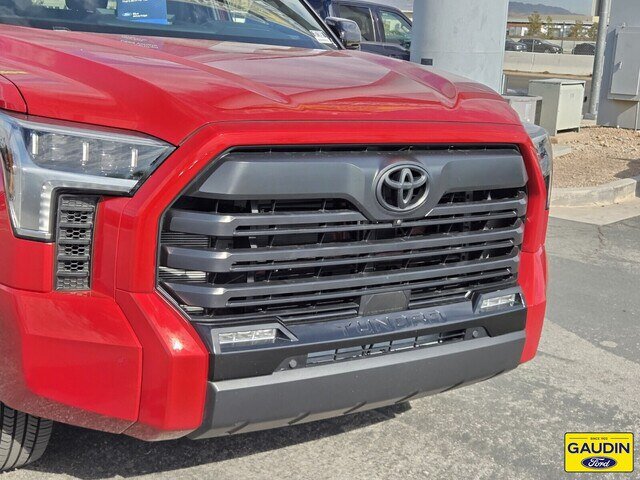 Used 2026 Toyota Tundra Limited AWD/4WD image 2
