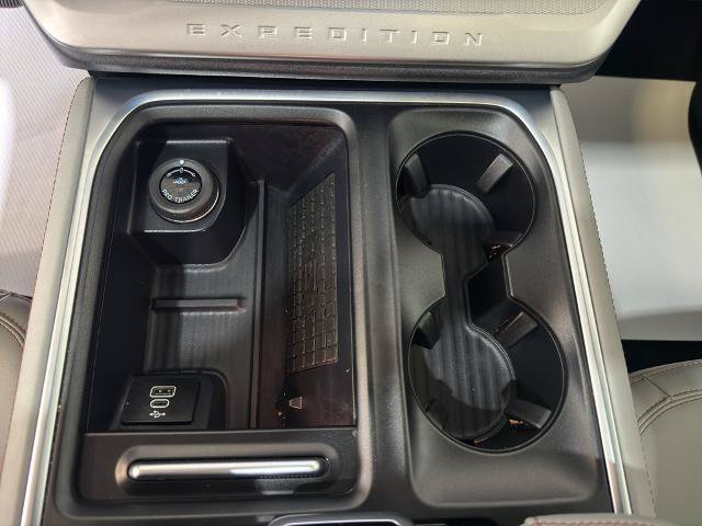 Certified 2025 Ford Expedition Max Active AWD/4WD image 22