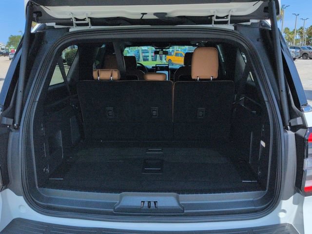 Certified 2024 Ford Expedition Max Platinum RWD image 13