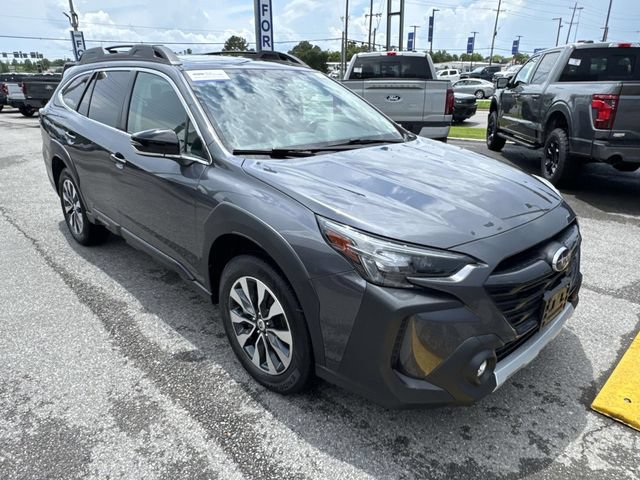 Used 2023 Subaru Outback Limited XT AWD/4WD image 3