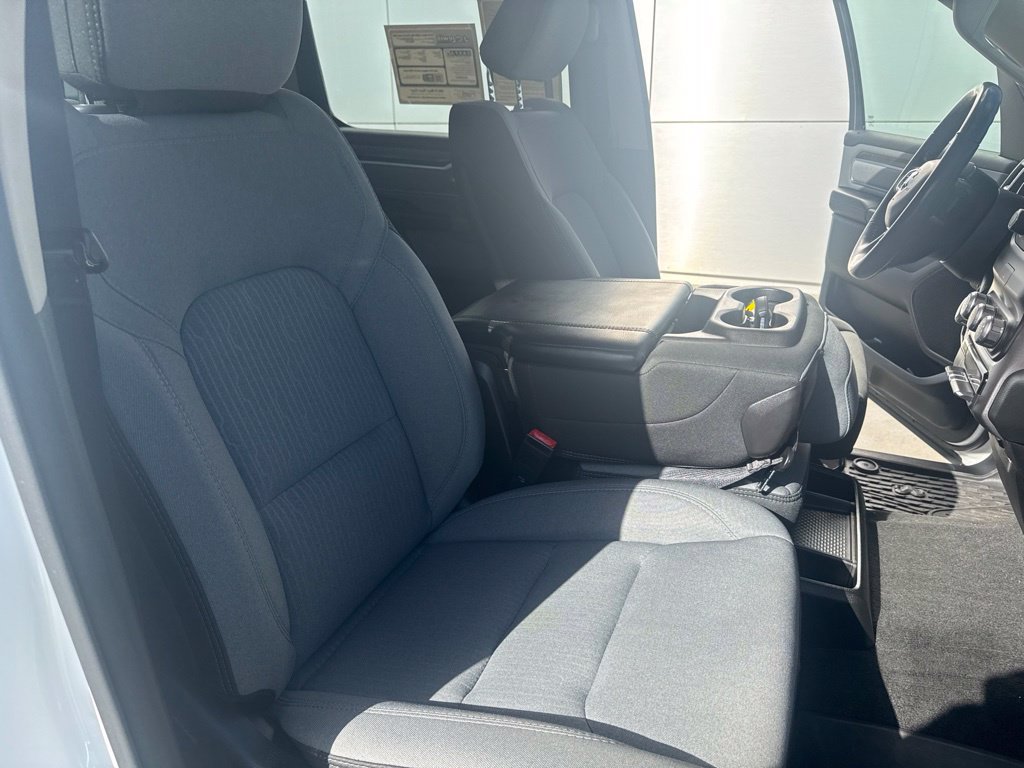 Used 2019 RAM 1500 Big Horn RWD image 32