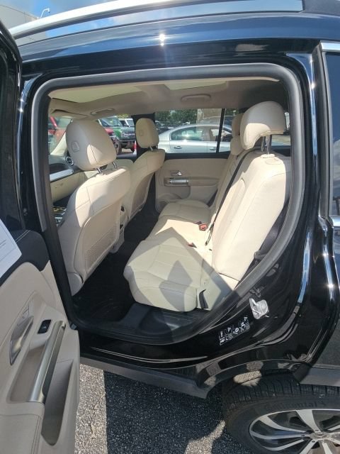 Used 2023 Mercedes-Benz GLB 250 4MATIC image 6