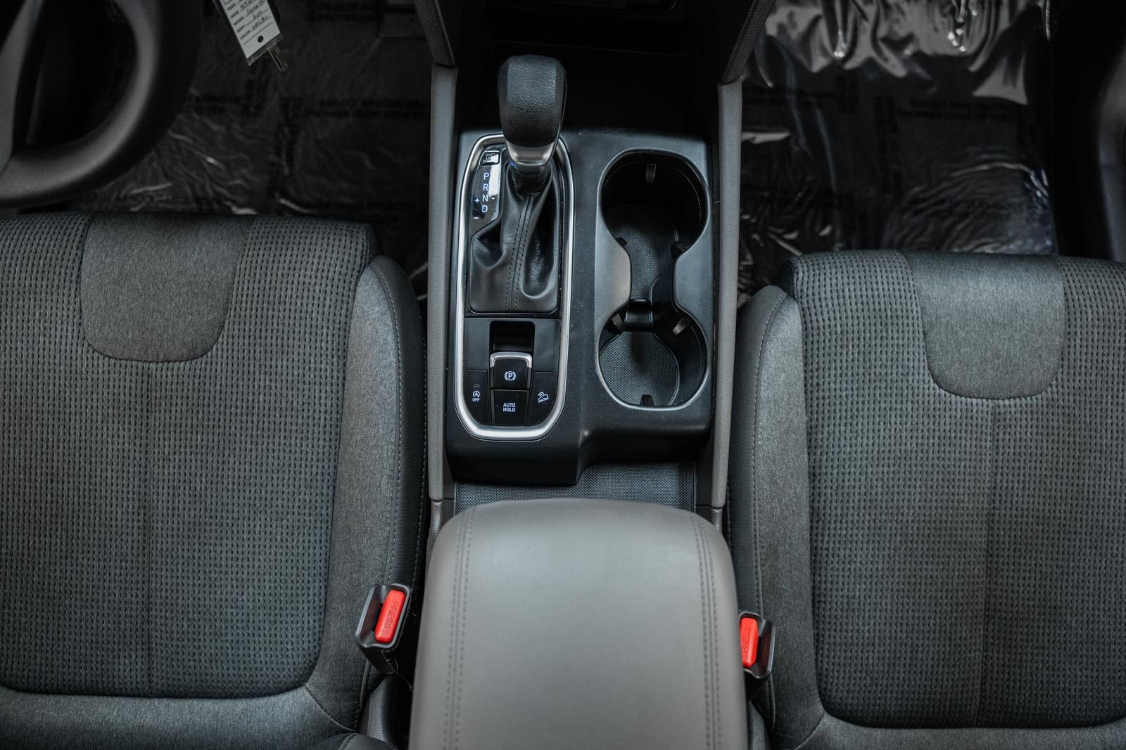 Used 2020 Hyundai Santa Fe SE image 30