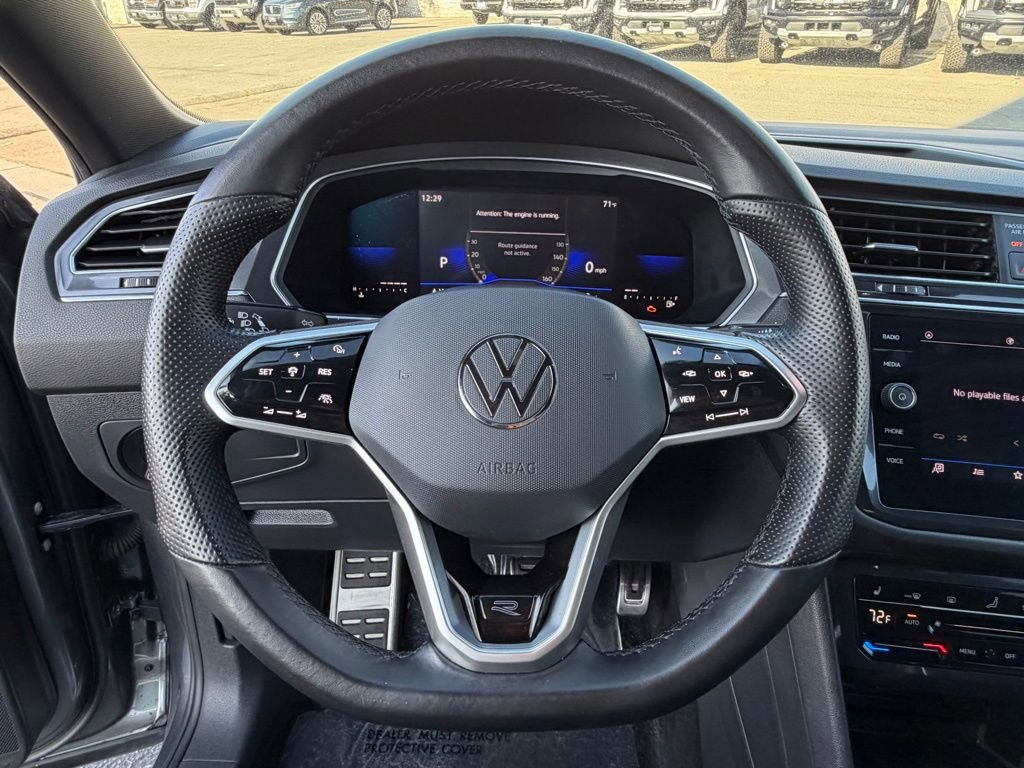 Used 2023 Volkswagen Tiguan SE R-Line image 20