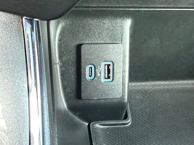 Certified 2022 Ford F150 XLT w/ Equipment Group 302A High image 21