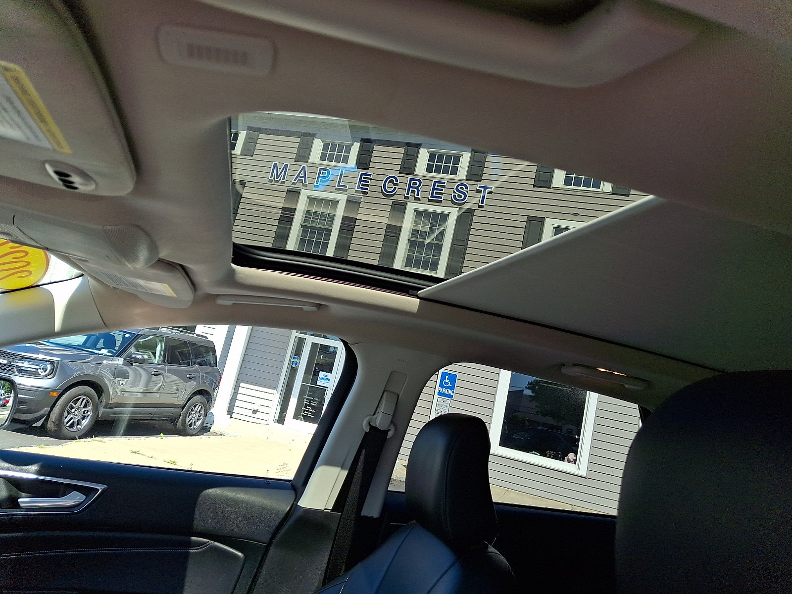 Certified 2022 Ford Edge Titanium AWD/4WD image 15