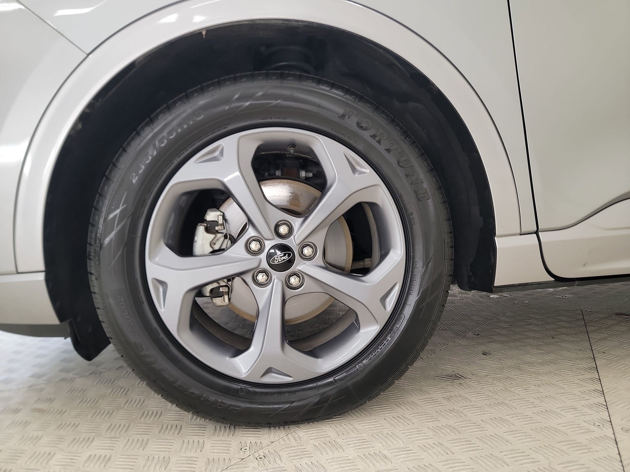 Certified 2023 Ford Escape ST-Line w/ Tech Pack #1 FWD image 9