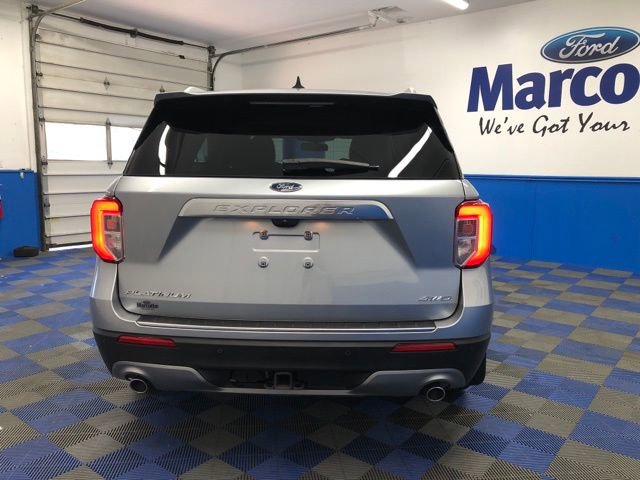 Certified 2022 Ford Explorer Platinum w/ Technology Package image 4