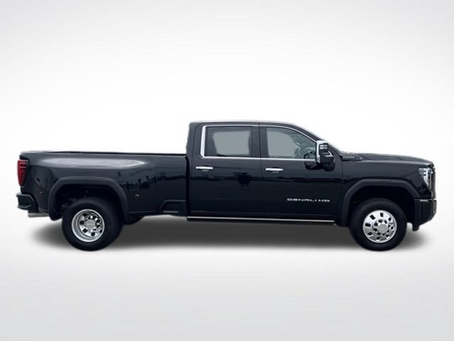 Used 2024 GMC Sierra 3500 Denali Ultimate AWD/4WD image 12