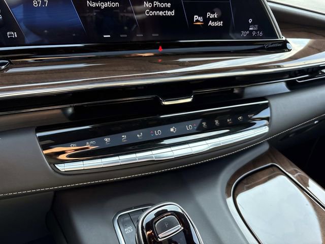 Used 2024 Cadillac Escalade Sport Platinum w/ Heavy-Duty Trailer Package image 35