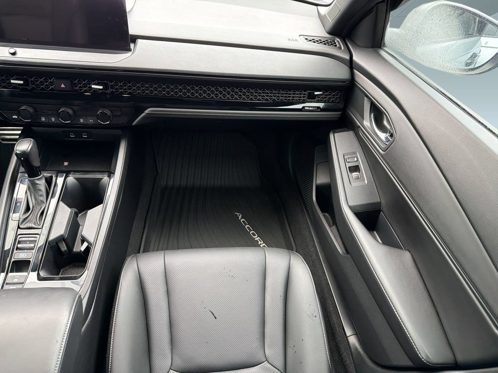 Used 2023 Honda Accord Sport image 28