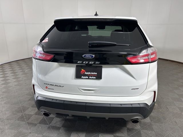 Certified 2024 Ford Edge Titanium image 3