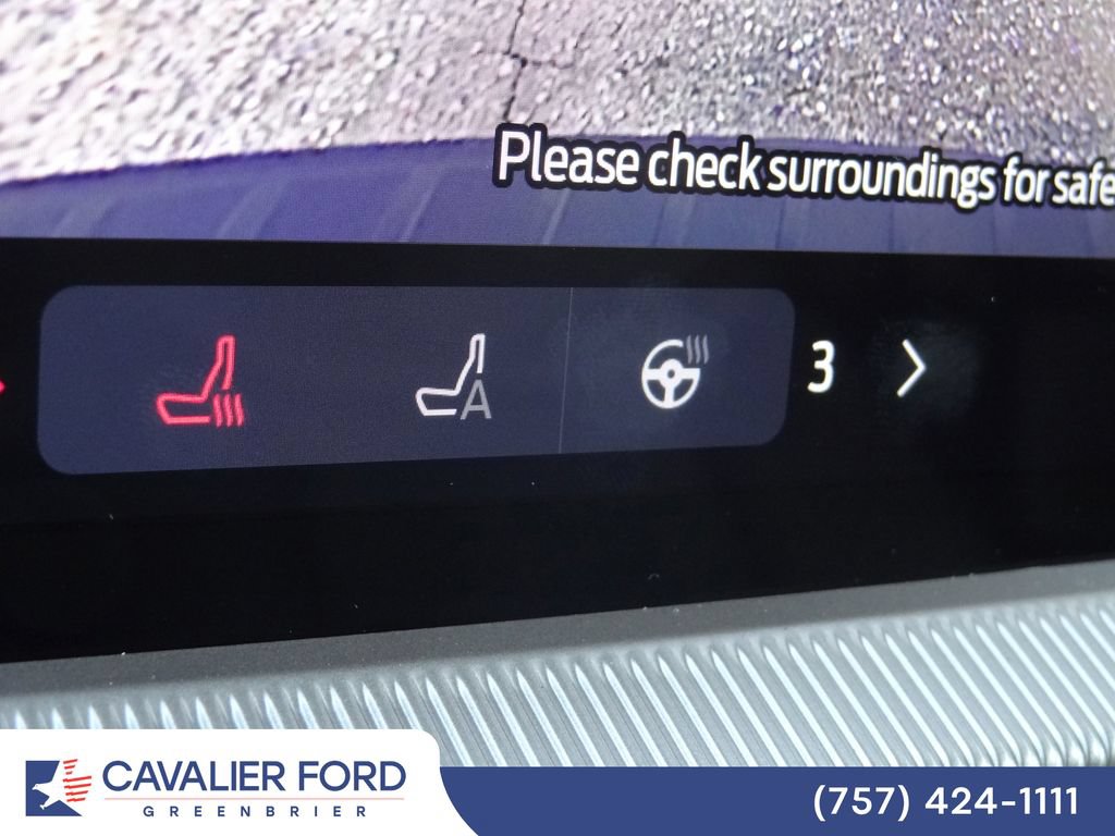 Certified 2026 Ford Explorer Active w/ Active Comfort Package AWD/4WD image 31