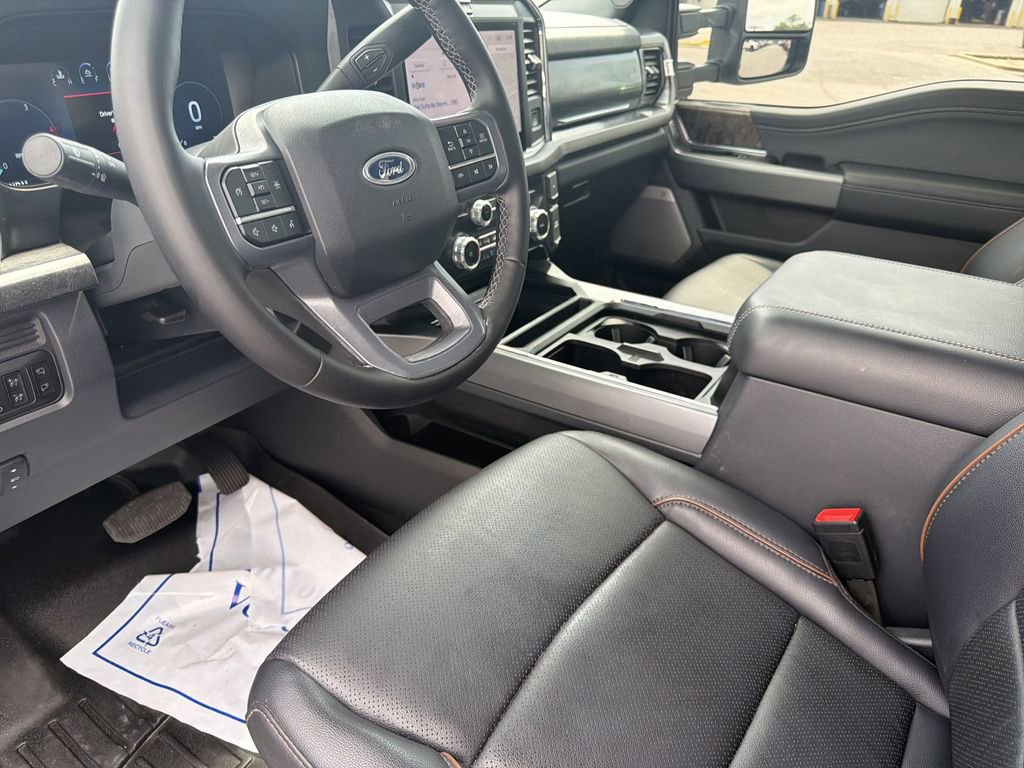 Certified 2025 Ford F250 Lariat w/ Tremor Off-Road Package image 11
