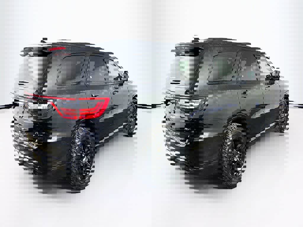 Used 2025 Dodge Durango R/T image 25