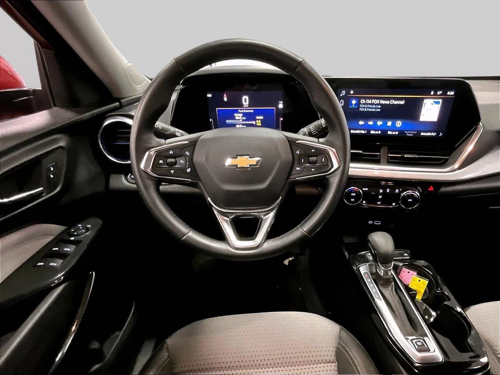 Used 2024 Chevrolet Trax LT w/ Driver Confidence Package image 5