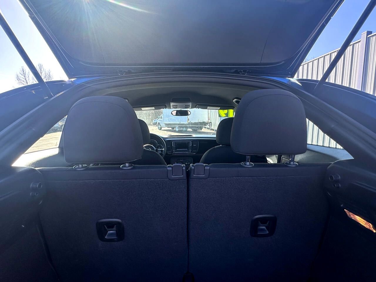 Used 2019 Volkswagen Beetle 2.0T S image 21