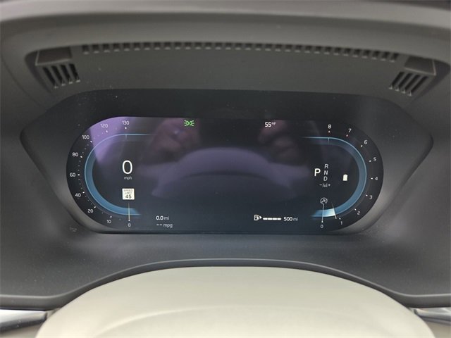 Used 2022 Volvo XC60 B5 Momentum image 25