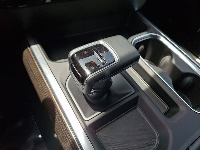 Used 2025 Chevrolet Silverado 1500 LT Trail Boss AWD/4WD image 12