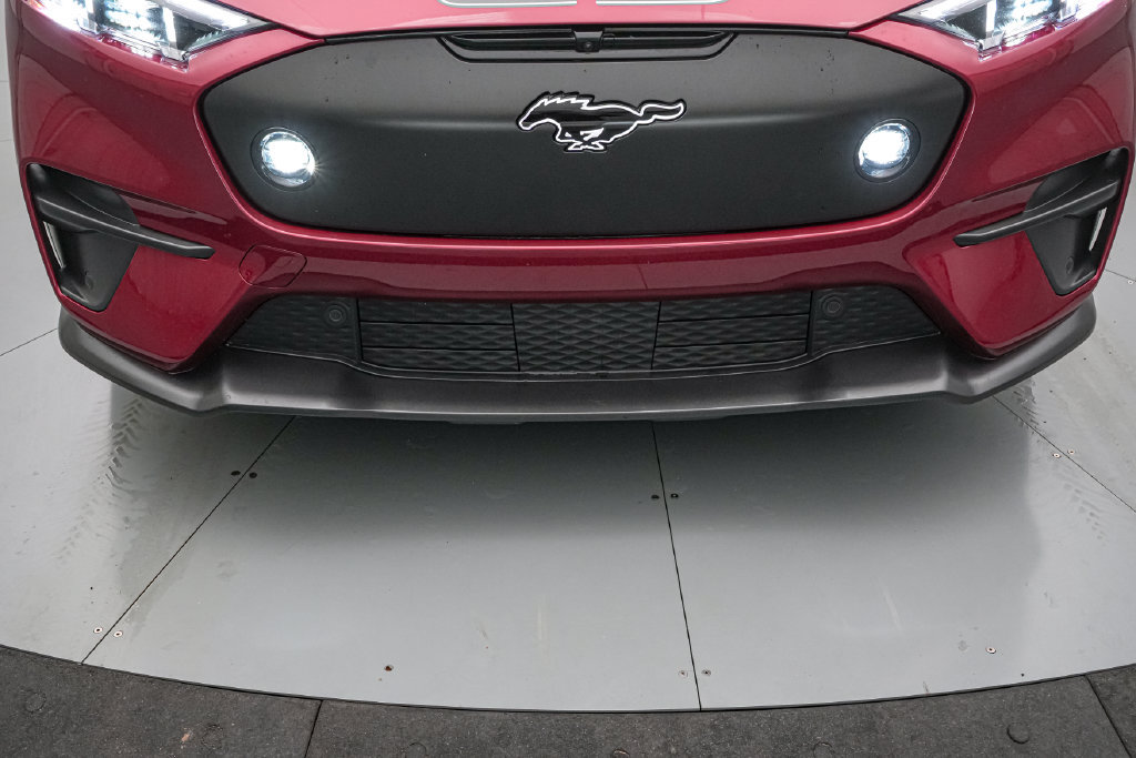 Certified 2025 Ford Mustang Mach-E GT AWD/4WD image 16