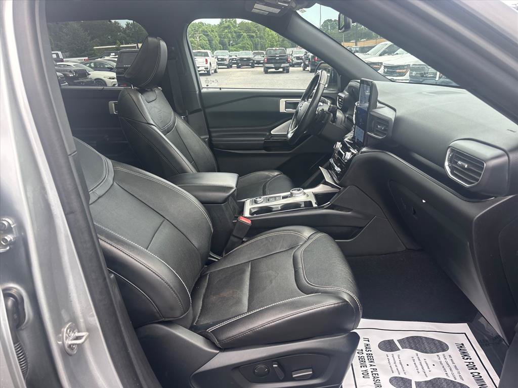 Certified 2023 Ford Explorer ST w/ Technology Package AWD/4WD image 11