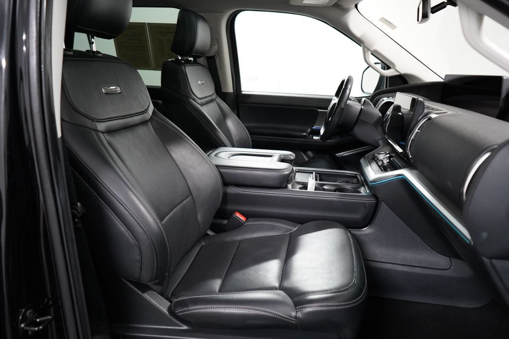 Certified 2025 Ford Expedition Platinum AWD/4WD image 23