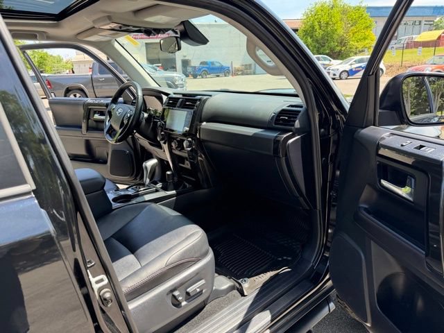 Used 2023 Toyota 4Runner TRD Off-Road Premium w/ Off Road Premium Plus Package AWD/4WD image 33