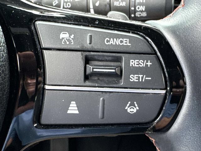 Used 2023 Honda Pilot Sport image 28