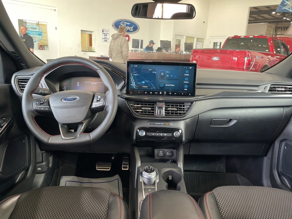 Certified 2024 Ford Escape ST-Line Select w/ Tech Pack #1 image 15