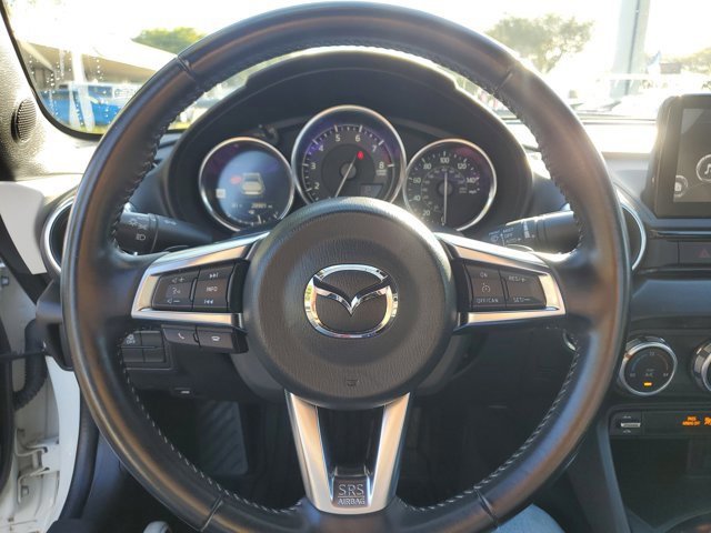 Used 2020 MAZDA MX-5 Miata RF Grand Touring image 16