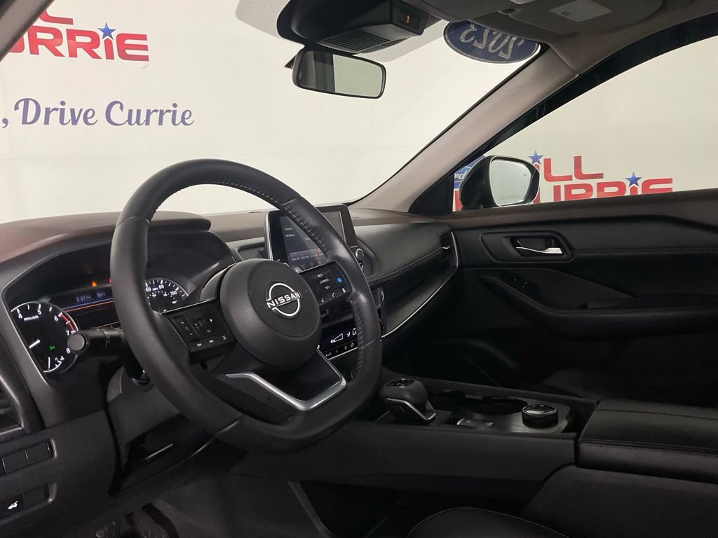 Used 2023 Nissan Rogue SV w/ SV Premium Package AWD/4WD image 12