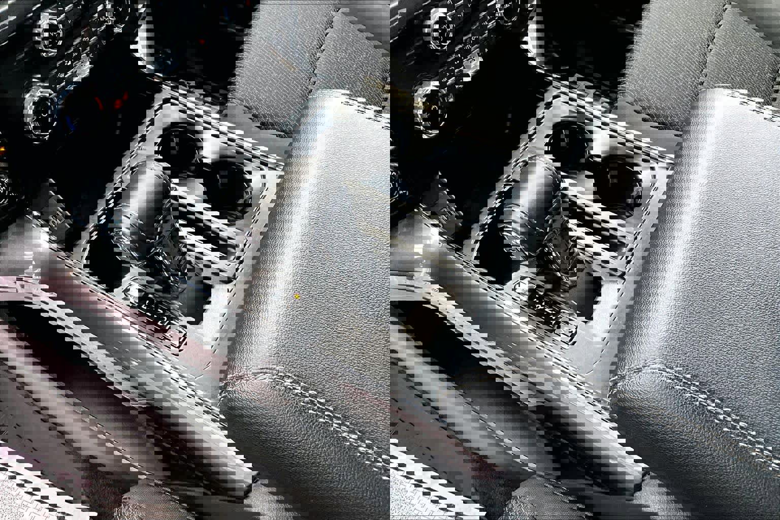 Certified 2022 Ford F150 XLT w/ Equipment Group 302A High image 16