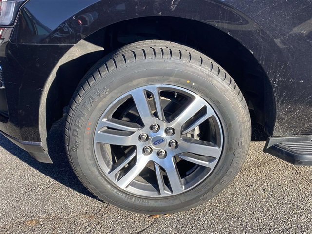 Certified 2024 Ford Expedition Limited image 3