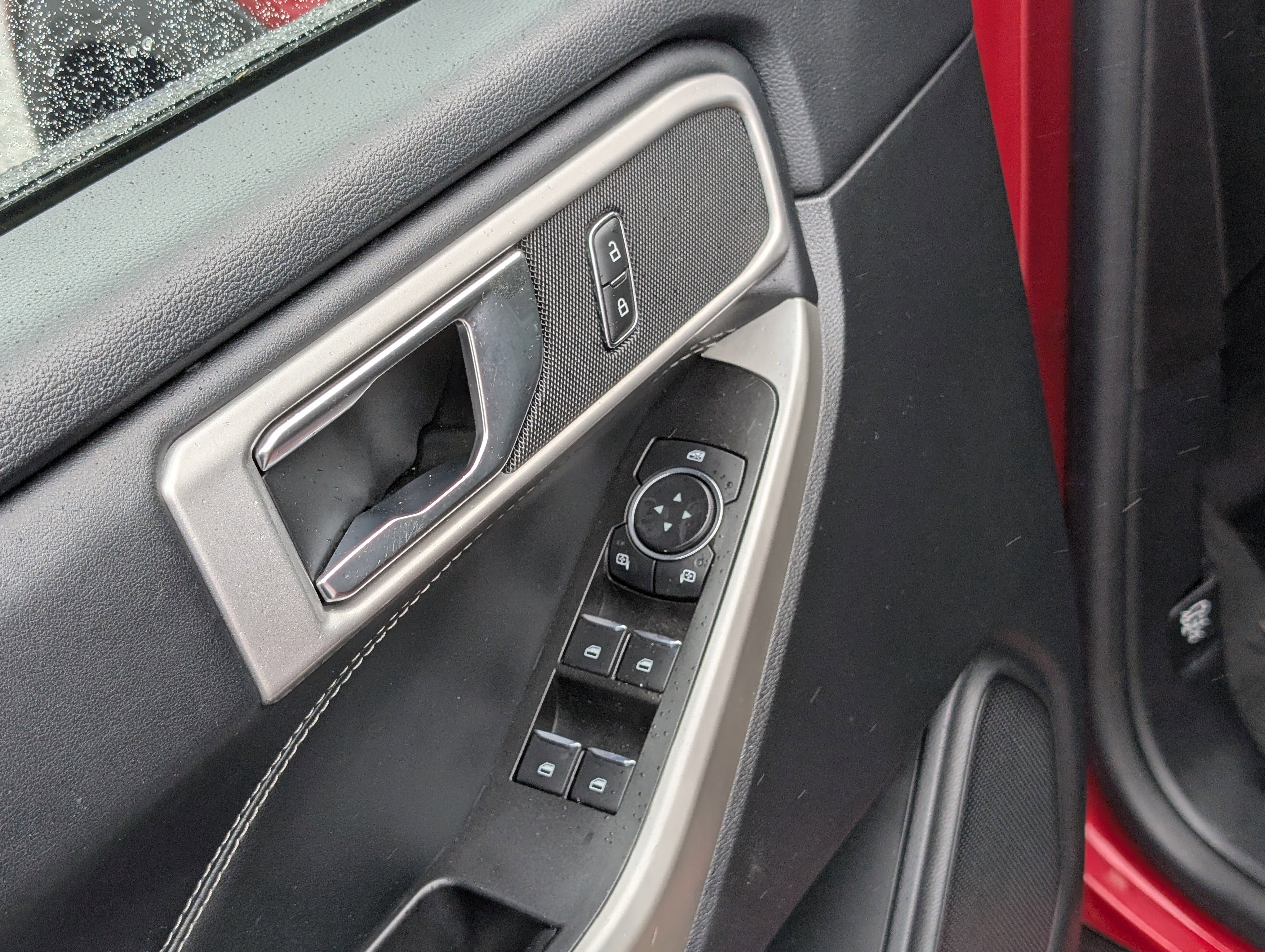 Certified 2022 Ford Explorer XLT w/ Equipment Group 202A image 25