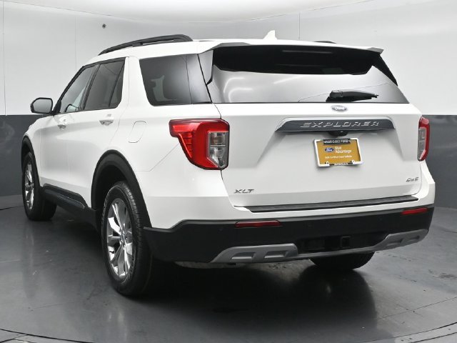 Certified 2024 Ford Explorer XLT w/ Equipment Group 202A AWD/4WD image 6