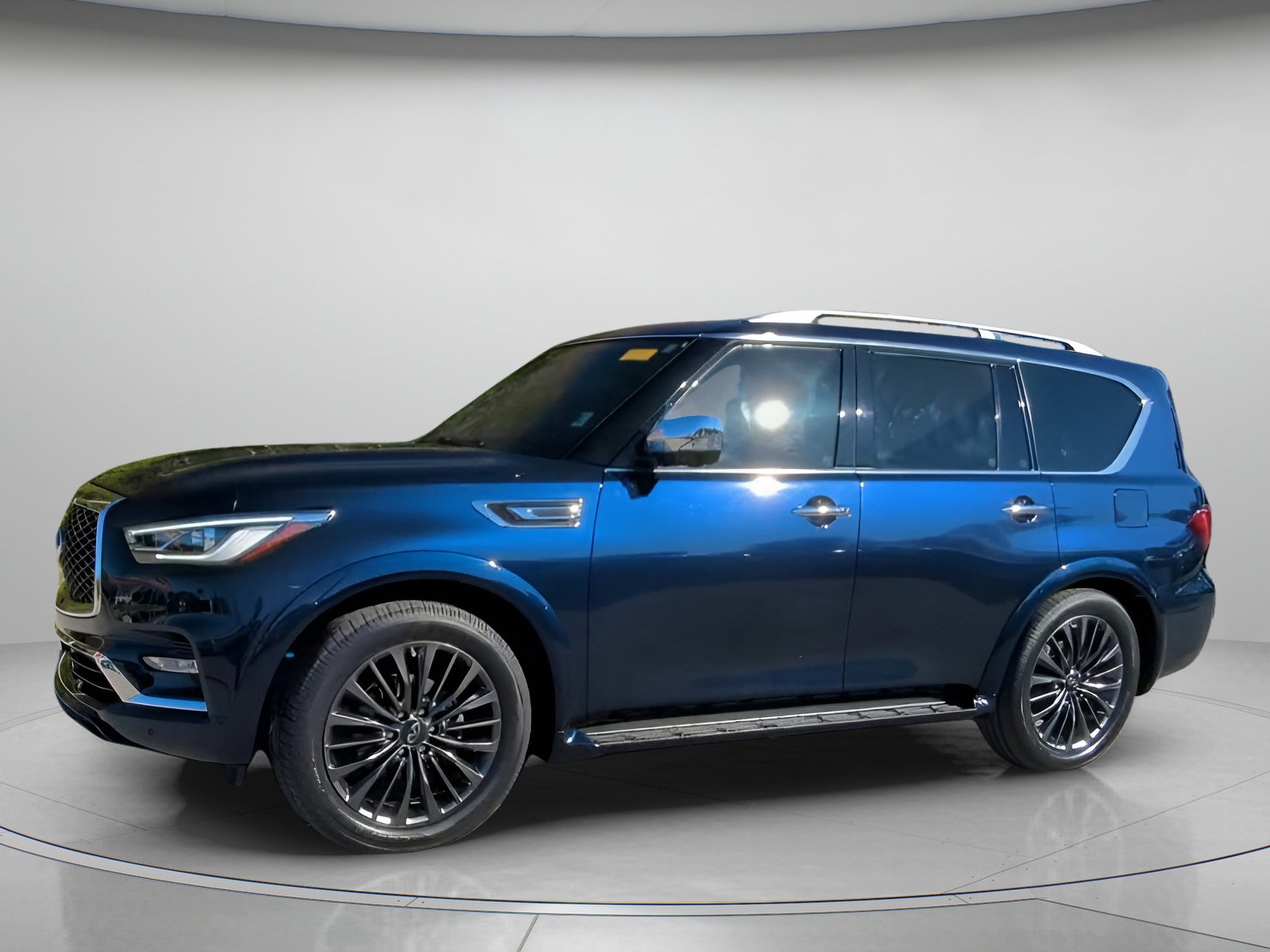 Used 2022 INFINITI QX80 Sensory w/ Cargo Package image 13