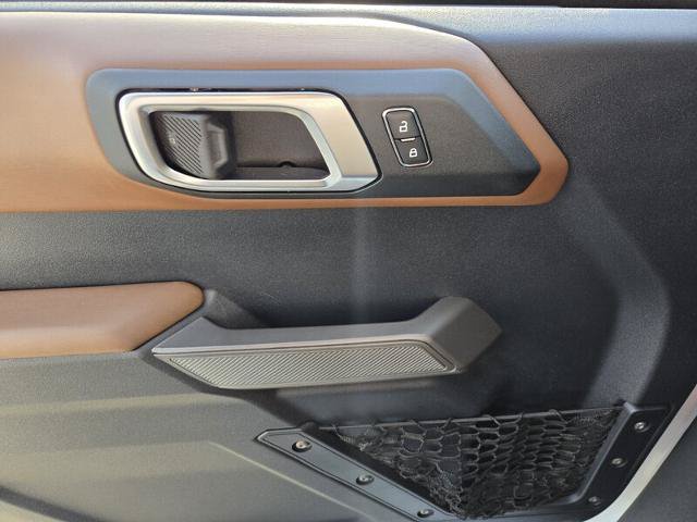 Certified 2023 Ford Bronco Outer Banks AWD/4WD image 32