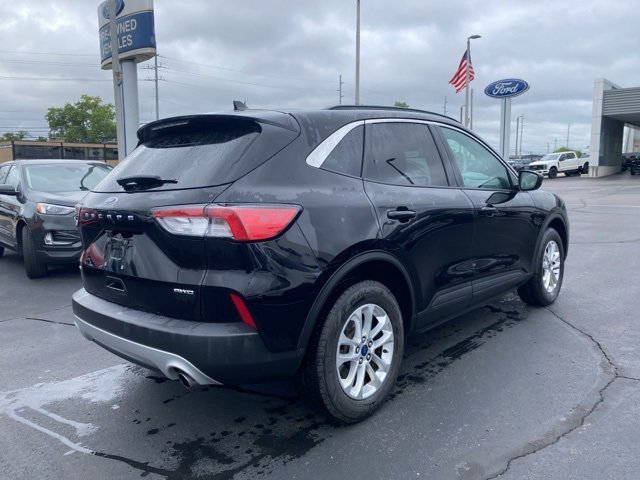 Certified 2022 Ford Escape SE w/ Convenience Package image 3