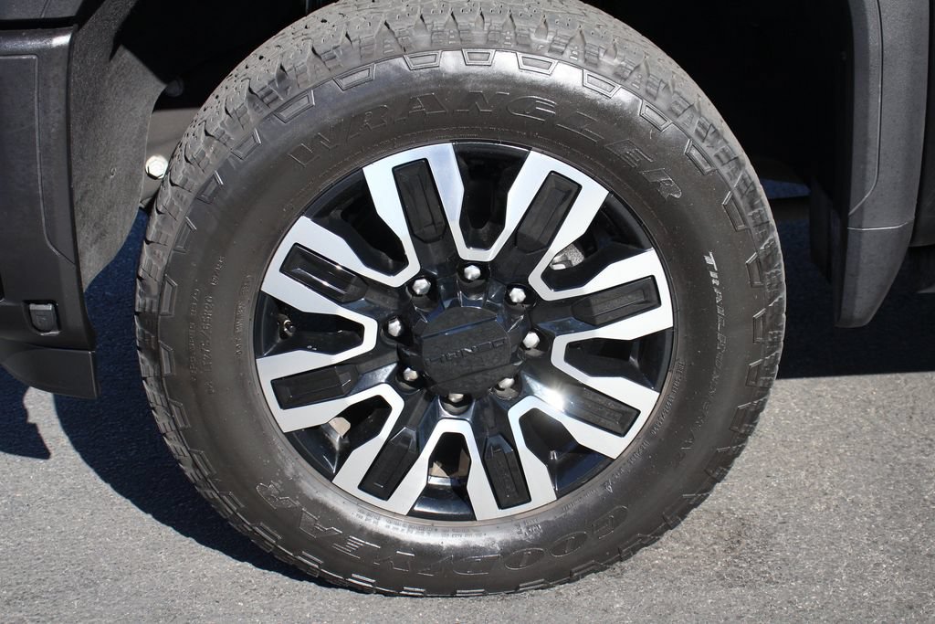 Used 2025 GMC Sierra 3500 Denali Ultimate AWD/4WD image 14
