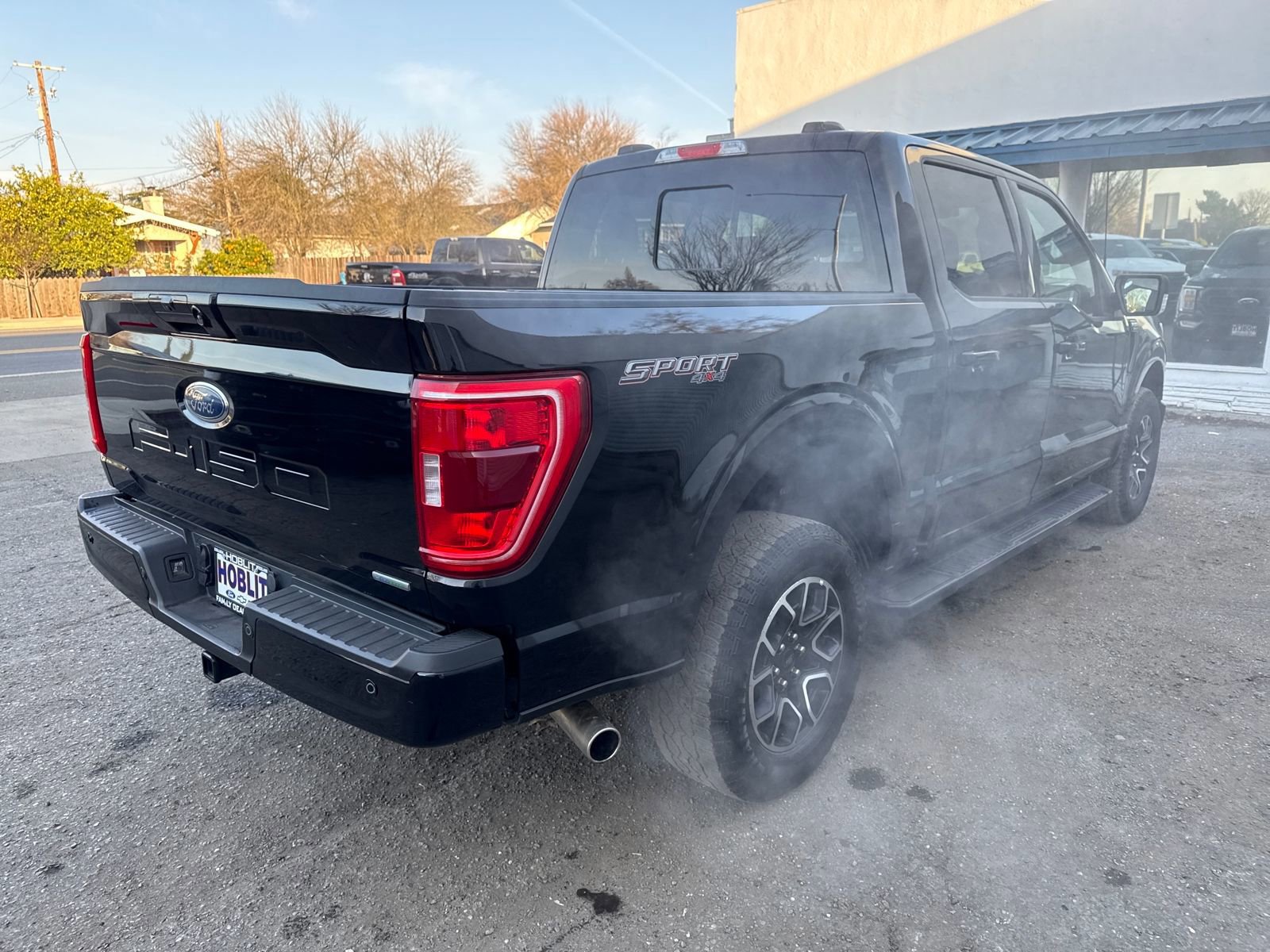 Certified 2022 Ford F150 XLT w/ Equipment Group 302A High image 4