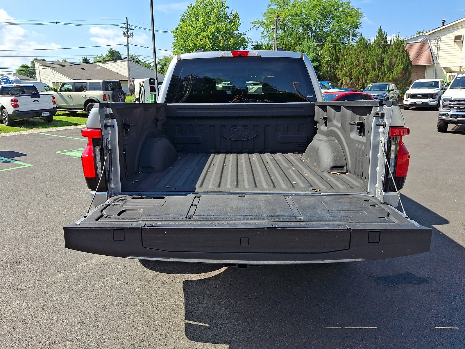 Certified 2023 Ford F150 Lightning XLT AWD/4WD image 30