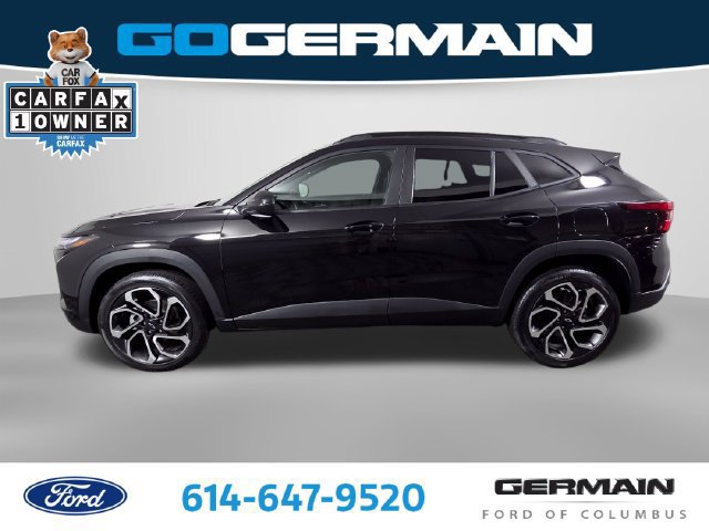 Used 2024 Chevrolet Trax RS w/ Sunroof Package FWD image 12