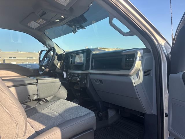 Certified 2024 Ford F250 XL AWD/4WD image 9