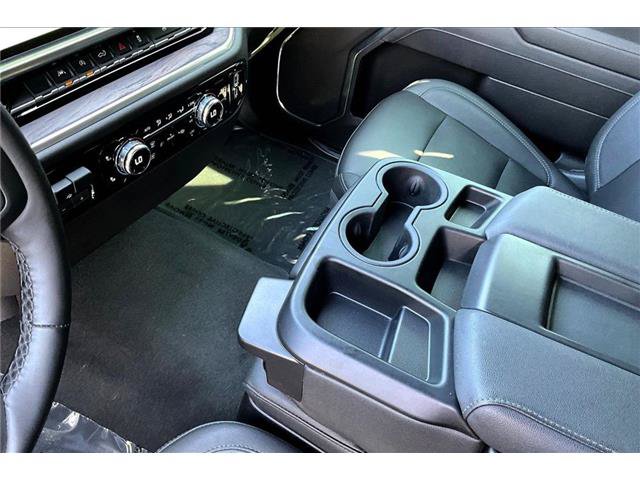 Used 2026 GMC Sierra 1500 SLT AWD/4WD image 21