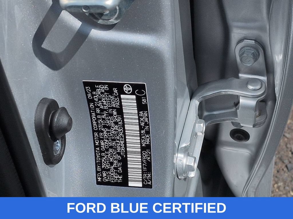 Used 2024 Toyota Corolla LE FWD image 33